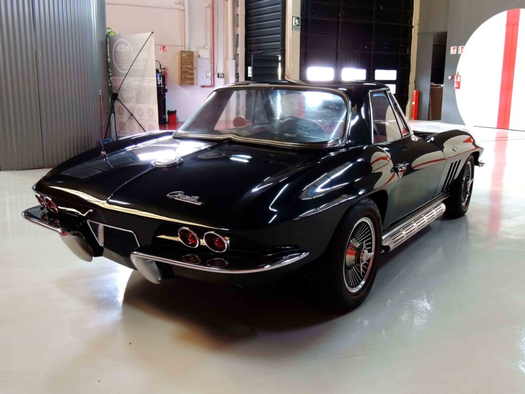 Chevrolet Corvette 1965 stinray v8
